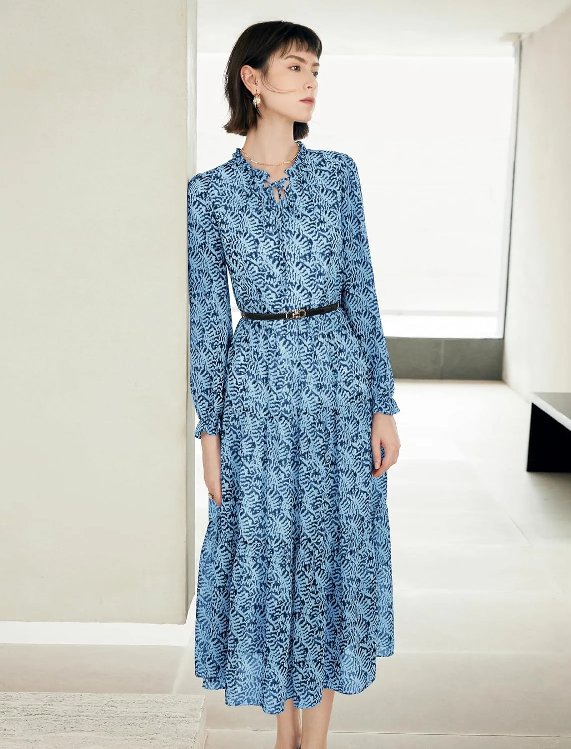 Women's Vintage Floral Print Long Sleeve Dress with Lace Collar and V-Neck Design Mid-Length A-Line Dress